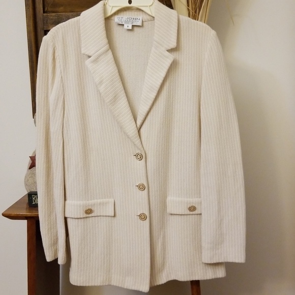 St. John Sport by Marie Gray Sweaters - 🌹🛍Lovely ST. JOHN cream cardigan sweater☃️😊